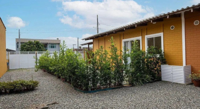 Casa De Férias Familiar Com Linda Vista à 300m Da Meia Praia De Navegantes