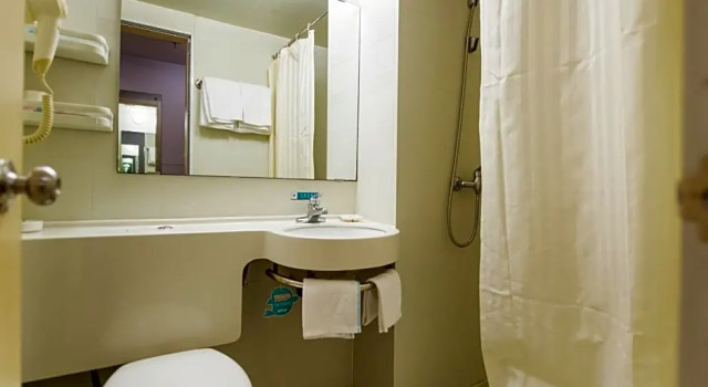 Двухместный номер Business Jinjiang Inn Jinan Quancheng Road