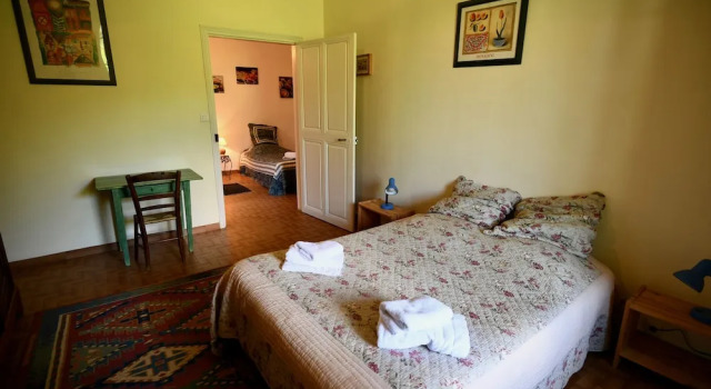 La Tulipe Sauvage, Rezerwuj Hotel Hotele w Drôme z parkingiem, Parking