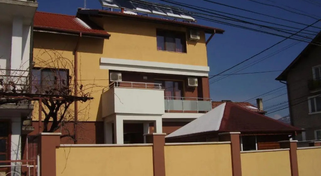 Guest House Goranovi, Забронировать Гостевой дом Гостевые дома Велинград, рядом с Bus Station Velingrad, Гостевой дом