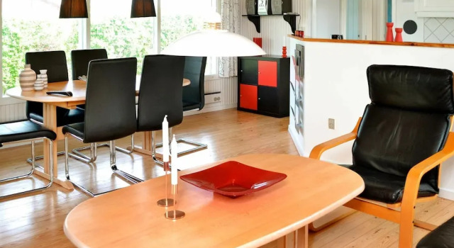 Peaceful Holiday Home in Svendborg near Sea Coast, Book Hotel 3-Star Hotels in Funen, 3*