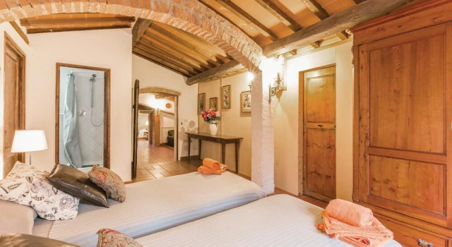La Tana, Boek Hotel Crespina Toscane