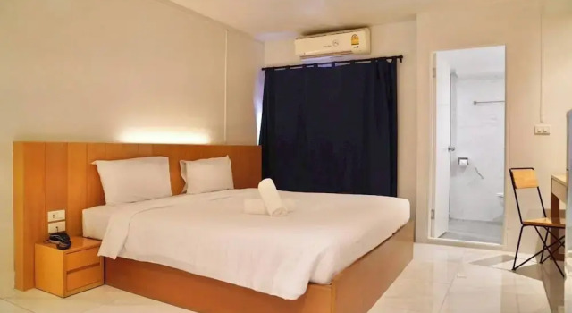Двухместный номер Superior с балконом Viewplace Hotel & Residence Lat Phrao 130