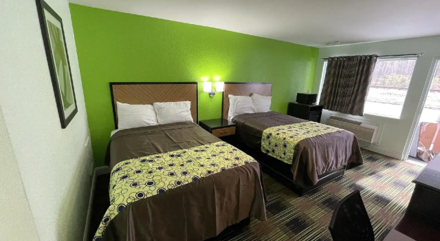 Econo Lodge Near Chesapeake Square, Забронировать Отель Чесапик Виргиния