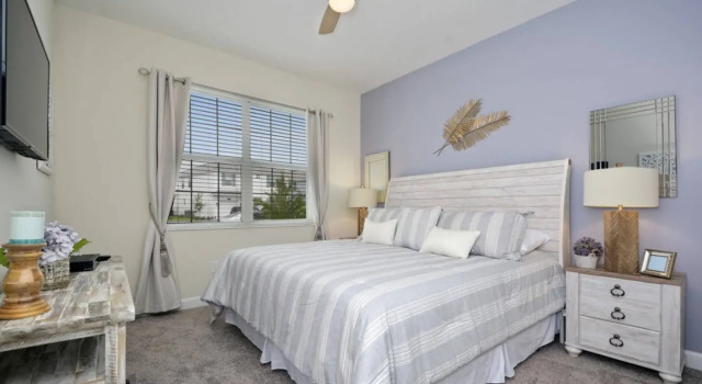 Spacious home with a great private pool near Disney, Rezerwuj Hotel Hotele w Kissimmee z basenem, Basen
