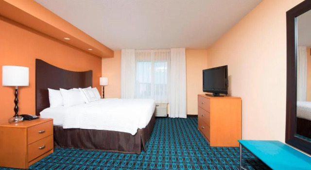 Студия Fairfield Inn & Suites by Marriott Omaha Downtown