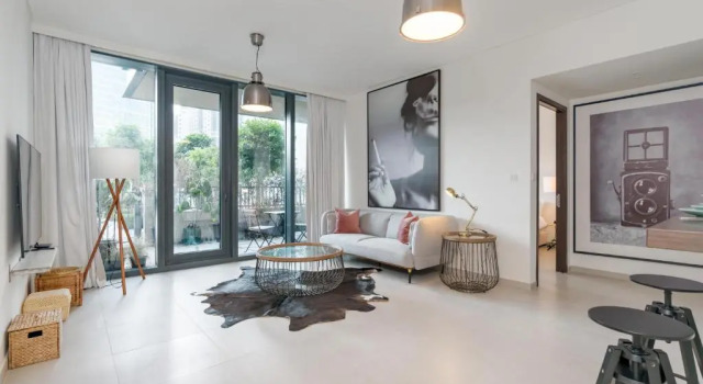 Коттедж Guests and Cohost - Luxe Apt With Huge Terrace Facing Swimming Pool