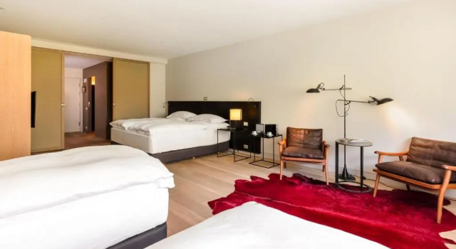 Четырёхместный номер Superior Eurostars Pamplona