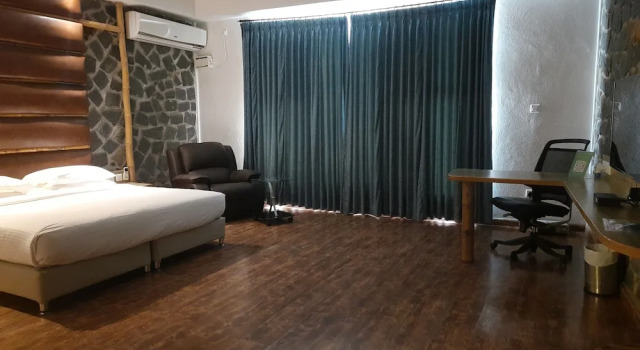Номер Standard с балконом GReaT Trails Yercaud by GRT Hotels