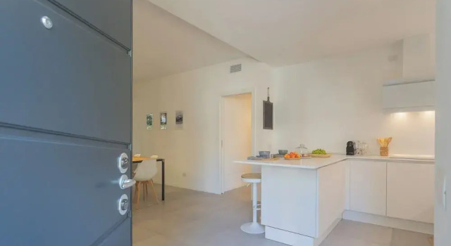 Salvia & Ginepro Apartments by Rent all Como, Забронировать Апартаменты/квартира Отели Комо с парковкой, рядом с Площадь Победы, Парковка
