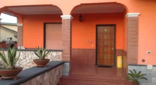 Orange Holiday Home, Prenota Appartamento Hotel a Lazio con parcheggio, Parcheggio