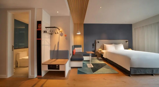 Двухместный номер Standard Holiday Inn Express Shanghai Huijin by IHG