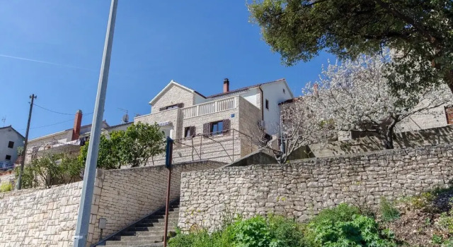 Gogi - 130 m From sea - A2, Rezerwuj Hotel Hotele w Split-Dalmatia County z parkingiem, Parking