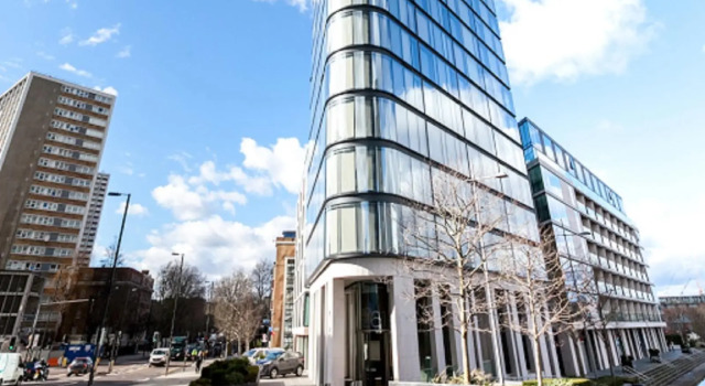 Premium One bedroom apartment City Road Basin
