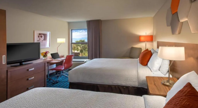 Четырёхместный номер Standard Fairfield Inn Las Vegas Convention Center