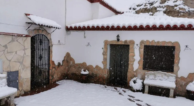 Апартаменты Cuevas de María