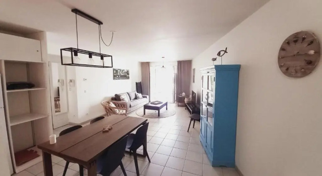 Superbe appt T3 avec terrasse et parking - centre ville d'Arcachon, Забронировать Отель Отели Бассен-д'Аркашон с парковкой, Парковка