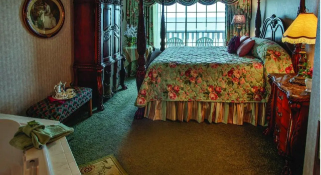 Двухместный номер Deluxe oceanfront Boardwalk Plaza Hotel