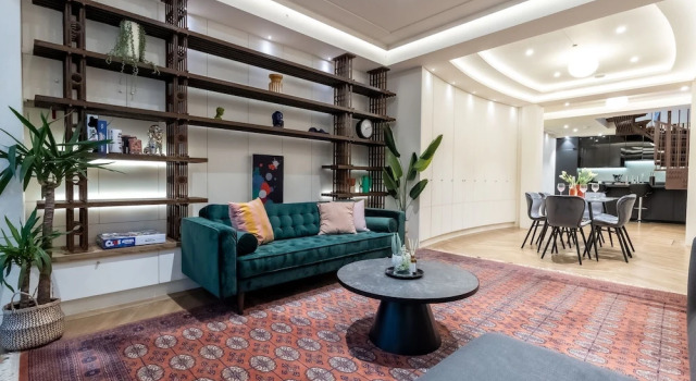 Five Bedroom Near Camden Arts Centre by Bevilla, Забронировать Отель Отели Лондона с парковкой, рядом с Чок Фарм, Парковка