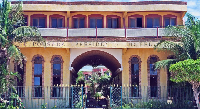 Pousada Presidente Hotel, Rezervovat Hotel Hotely v Bahia se snídaní, Snídaně