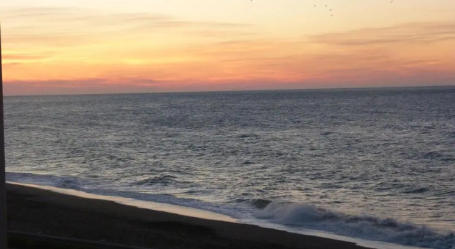 Коттедж с 4 комнатами La Casa De La Playa