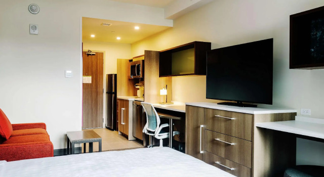 Двухместный Studio Suite Home2 Suites By Hilton Denver Downtown Convention Center