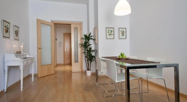 Апартаменты с 2 комнатами с видом на внутренний двор Habitat Apartments Alibei