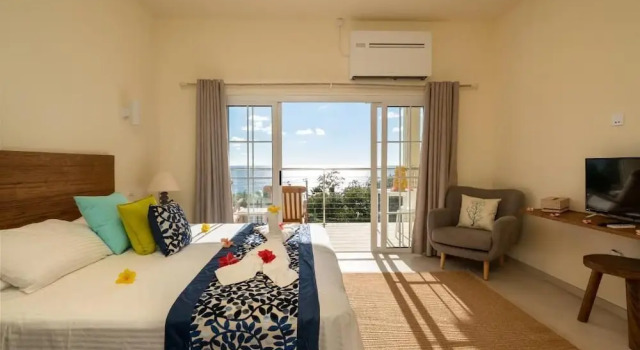 Villa Panoramic Seaview, Book Villa Hotels in Mahe with Parking, Parking