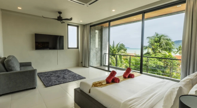 Attractive SeaView 4br Private PoolVilla