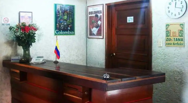Casa Zuetana 93, Забронировать Отель Отели Богота 3 звезды, рядом с Парк 93, 3*