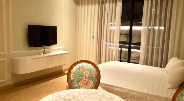 Sea View Sandy homestay Citadines Marina Ha Long, Забронировать Апартаменты/квартира Отели Халонг с парковкой, Парковка