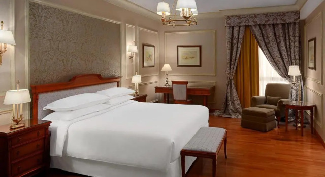 Двухместный люкс Royal Sheraton Riyadh Hotel & Towers