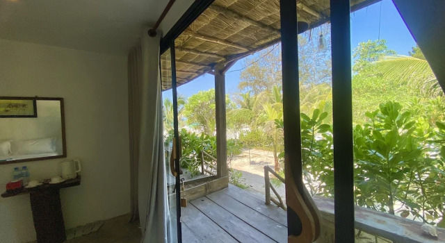 Номер Deluxe с балконом и с видом на сад Long Beach Resort Koh Rong