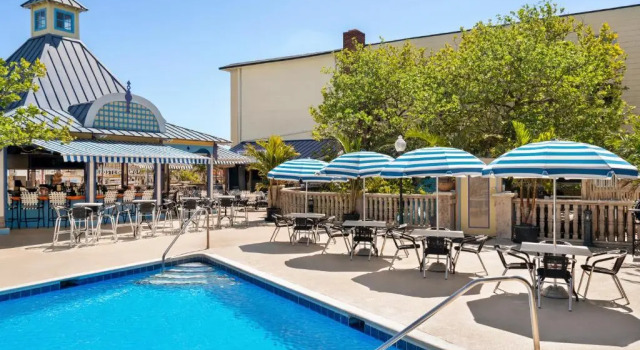 Номер Standard Plim Plaza Hotel