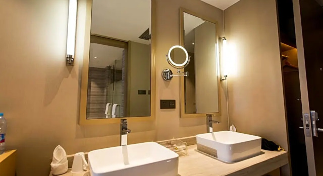 Двухместный номер Business Standard Guomao Boutique Hotel