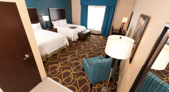 Четырёхместный номер Standard Hampton Inn & Suites East Gate Regina
