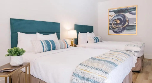 Двухместный номер Standard с видом на бассейн L3 Oasis Hotel
