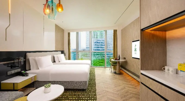 Четырёхместный номер Standard Holiday Inn Chongqing Data Valley by IHG