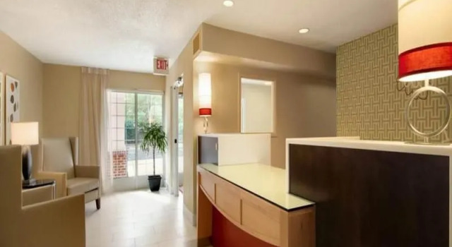 Candlewood Suites Chicago-Wheeling, Забронировать Отель Отели Иллинойс 3 звезды, 3*