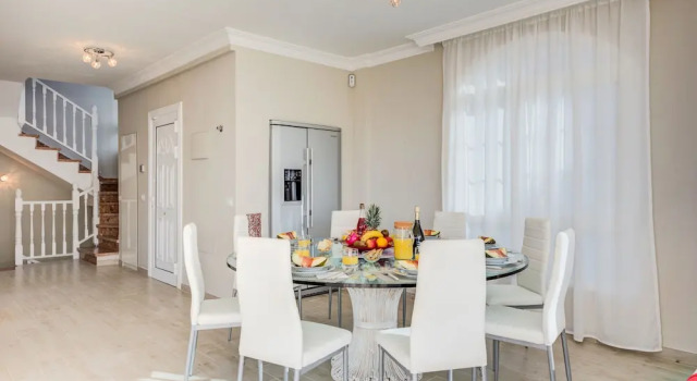 LUXURY WHITE VILLA with sea view, heated pool, Забронировать Вилла Отели Адехе 4 звезды, 4*