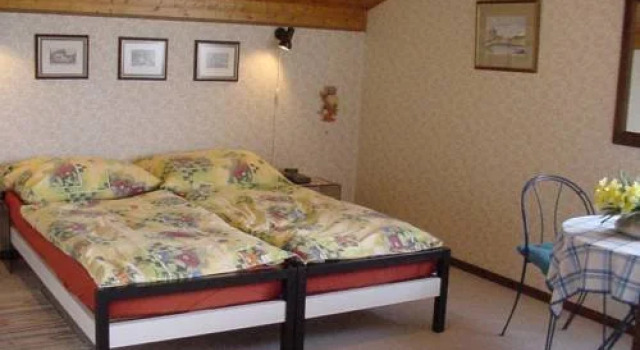 BnB Morel, Забронировать Отель «постель и завтрак» Бюль 