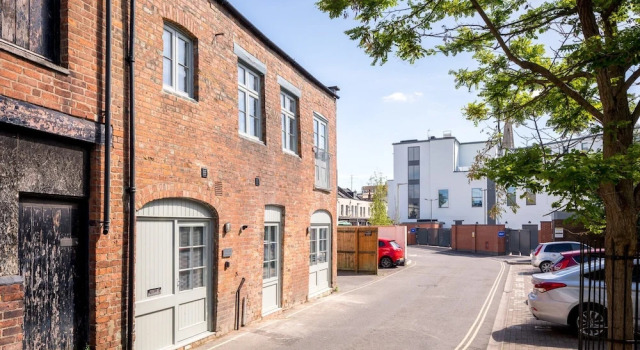 Oxford Passage Coach House