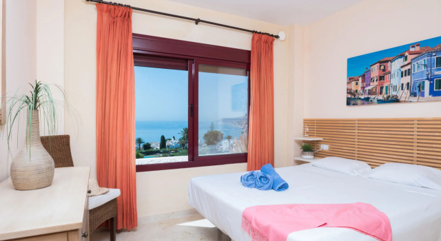Vista Bahia, Забронировать Отель Отели Касарес Коста 3 звезды, 3*