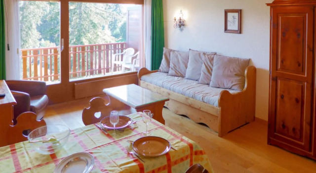 Les Faverges 25005, Prenota Hotel Crans-Montana Canton Vallese
