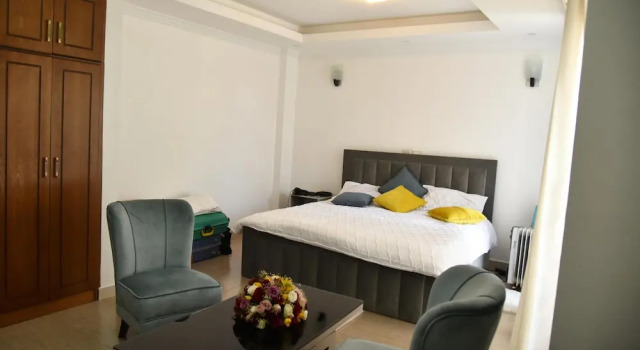 5 Bedroom Exquisite Villa in Top-view Area, Reservar Vila Casas de campo em Adis Abeba, Casa de campo / Cottage