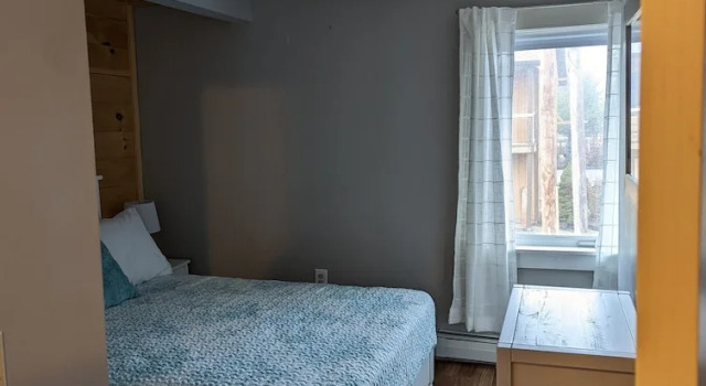 Апартаменты Comfort Main Street Downtown Apartments
