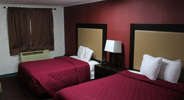 Четырёхместный номер Standard Budgetel Inn & Suites Atlantic City