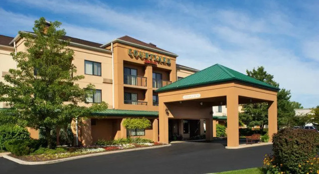 Люкс Courtyard Toledo Maumee/Arrowhead