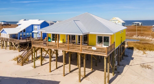 Коттедж Transparent Sea - 105 Tampico 4 Bedroom Home by RedAwning