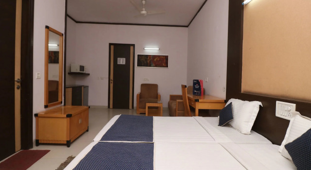 OYO 304 Hotel Elevate Residency